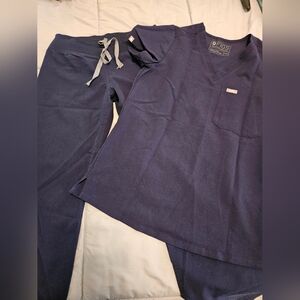 Figs Deep Blue Scrub Ensemble